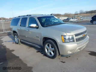 2012 Chevrolet Suburban LT with VIN 1GNSCJE07CR144215, listed as a IAAI auction lot 41924631 with 144,072 mi miles. Bid and sale history available at carsss.com. Image 1.