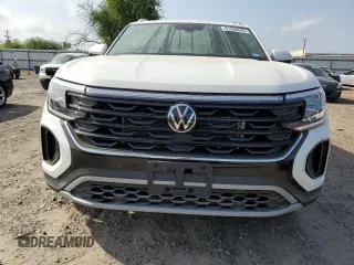 2025 Volkswagen Atlas SE z VIN 1V2JE2CA4SC205357, wystawiony jako Copart lot #51688695 z przebiegiem 4 355 mil mil oraz Szkoda całkowita • Salvage title. Historia ofert i sprzedaży dostępna na DreamBid. Obrazek 5.