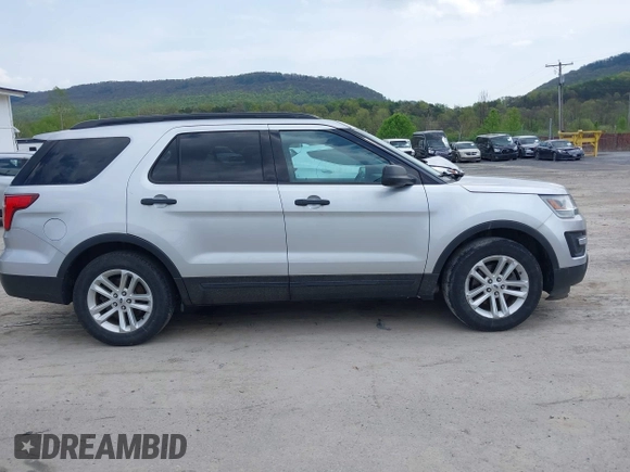 2016 Ford Explorer z VIN 1FM5K7B86GGB86314, wystawiony jako IAAI lot #42149103 z przebiegiem 64 416 mil mil oraz . Historia ofert i sprzedaży dostępna na DreamBid. Obrazek 13.