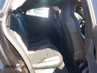 2023 Porsche Taycan z VIN WP0AA2Y19PSA14314, wystawiony jako IAAI lot #42207002 z przebiegiem 6582 mil mil oraz . Historia ofert i sprzedaży dostępna na DreamBid. Obrazek 8.