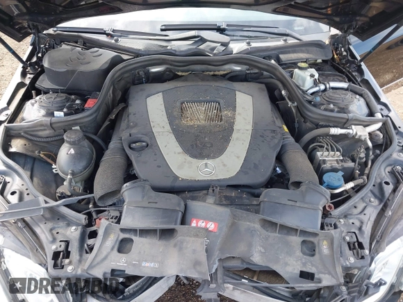 2011 Mercedes-Benz E-Class E 350 Luxury with VIN WDDHF5GB2BA356992, listed as a IAAI auction lot 41928058 with 125,525 mi miles. Bid and sale history available at carsss.com. Image 10.