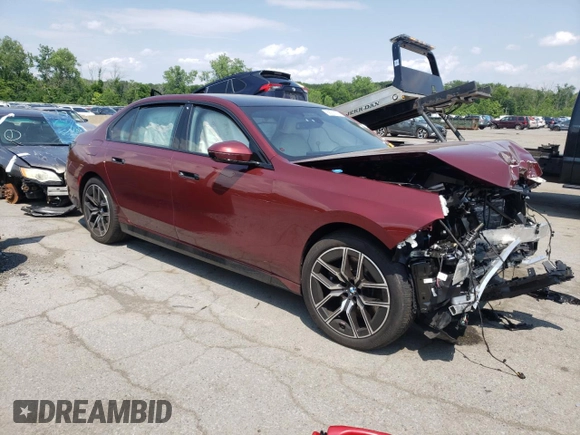 2023 BMW 7 Series 760i xDrive z VIN WBA33EJ0XPCM54259, wystawiony jako Copart lot #56311923 z przebiegiem Nie podano mil oraz . Historia ofert i sprzedaży dostępna na DreamBid. Obrazek 4.
