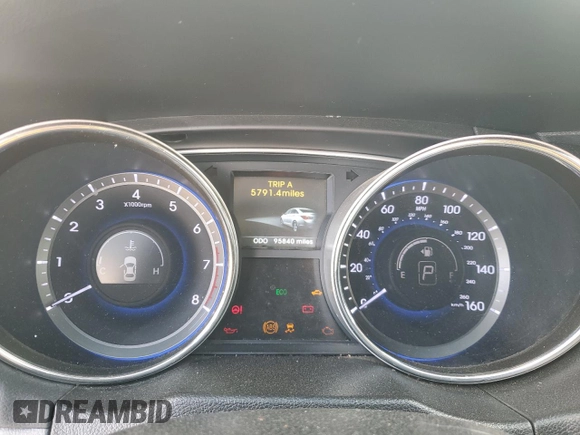 2014 Hyundai Sonata SE with VIN 5NPEC4AC4EH897489, listed as a Copart auction lot 49184125 with 95,840 mi miles and Salvage Title. Bid and sale history available at DreamBid. Image 9.