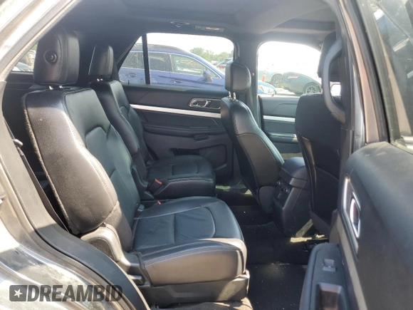 2017 Ford Explorer XLT с VIN 1FM5K8D83HGD98964, выставлен на аукционе Copart как лот 60040785 с пробегом 176 722 миль миль и Списание • Salvage title. История ставок и продаж доступна на DreamBid. Изображение 11.