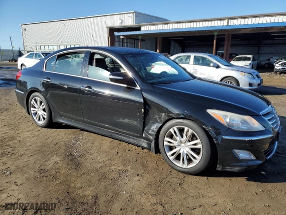 2014 Hyundai Genesis 3.8L with VIN KMHGC4DD2EU264634, listed as a Copart auction lot 43256995 with 139,370 mi miles and Salvage Title. Bid and sale history available at carsss.com. Image 4.