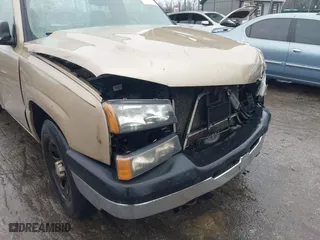 2006 Chevrolet Silverado 1500 Work Truck with VIN 1GCEC14VX6E115841, listed as a IAAI auction lot 41504420 with 316,978 mi miles. Bid and sale history available at carsss.com. Image 18.