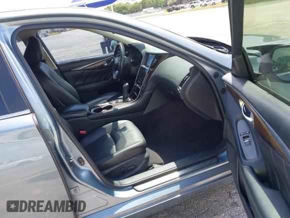 2018 Infiniti Q50 Luxe with VIN JN1EV7AP5JM590494, listed as a IAAI auction lot 41936520 with 101,580 mi miles and . Bid and sale history available at carsss.com. Image 5.