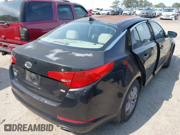 2011 Kia Optima LX with VIN KNAGM4A71B5055033, listed as a IAAI auction lot 42047870 with 286,173 mi miles and . Bid and sale history available at carsss.com. Image 4.
