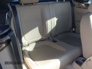 2015 Volkswagen Beetle z VIN 3VW5A7AT8FM818972, wystawiony jako IAAI lot #41966746 z przebiegiem 144 699 mil mil oraz . Historia ofert i sprzedaży dostępna na DreamBid. Obrazek 8.
