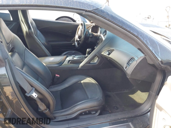 2018 Chevrolet Corvette 3LT with VIN 1G1YF2D78J5105256, listed as a IAAI auction lot 41878913 with 58,121 mi miles. Bid and sale history available at carsss.com. Image 5.