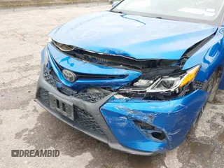 2019 Toyota Camry LE z VIN 4T1B11HK6KU217769, wystawiony jako IAAI lot #41900518 z przebiegiem 104 604 mil mil oraz . Historia ofert i sprzedaży dostępna na DreamBid. Obrazek 6.