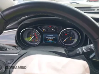 2020 Buick Envision Preferred с VIN LRBFXBSA6LD155235, выставлен на аукционе IAAI как лот 42133119 с пробегом 105 241 миль миль и . История ставок и продаж доступна на DreamBid. Изображение 7.