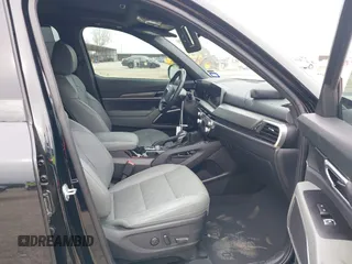 2024 Kia Telluride EX X-Line z VIN 5XYP3DGC5RG473610, wystawiony jako IAAI lot #41360858 z przebiegiem 13 825 mil mil oraz . Historia ofert i sprzedaży dostępna na DreamBid. Obrazek 5.