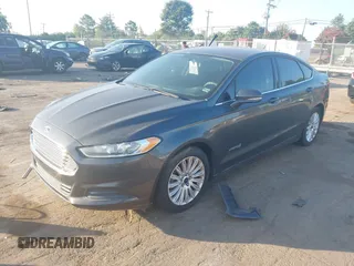 2016 Ford Fusion SE Hybrid с VIN 3FA6P0LU9GR285513, выставлен на аукционе IAAI как лот 42796945 с пробегом 150 697 миль миль и . История ставок и продаж доступна на DreamBid. Изображение 2.