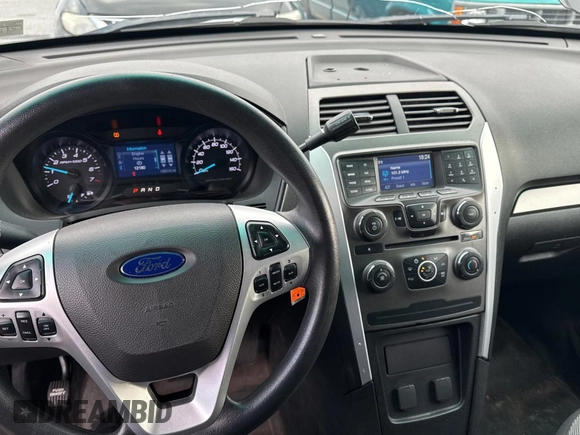 2014 Ford Utility Police Interceptor with VIN 1FM5K8AR3EGC40794, listed as a Copart auction lot 83628614 with 198,516 mi miles and Clean Title. Bid and sale history available at carsss.com. Image 9.