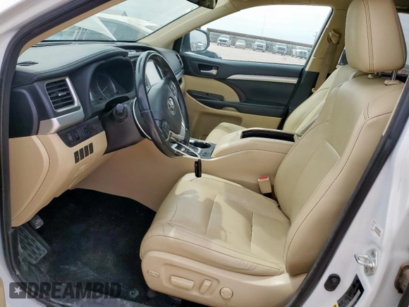 2018 Toyota Highlander SE with VIN 5TDKZRFH2JS540769, listed as a Copart auction lot 56658585 with 74,013 mi miles and Salvage title. Bid and sale history available at DreamBid. Image 7.