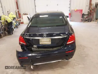 2018 Mercedes-Benz E with VIN WDDZF4KB7JA382850, listed as a IAAI auction lot 41991305 with 56,187 mi miles. Bid and sale history available at carsss.com. Image 16.