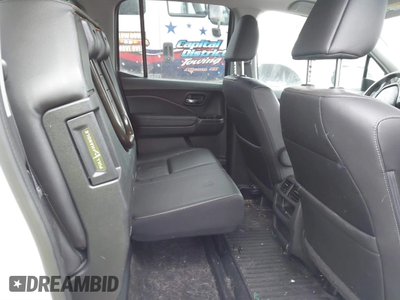 2019 Honda Ridgeline RTL-E z VIN 5FPYK3F77KB007879, wystawiony jako IAAI lot #41697569 z przebiegiem 80 215 mil mil oraz . Historia ofert i sprzedaży dostępna na DreamBid. Obrazek 8.