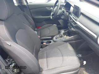 2019 Kia Forte LXS with VIN 3KPF24AD8KE062723, listed as a IAAI auction lot 42511450 with 47,925 mi miles and . Bid and sale history available at DreamBid. Image 5.