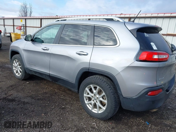 2014 Jeep Cherokee Altitude with VIN 1C4PJMCB2EW172275, listed as a IAAI auction lot 41923246 with 197,274 mi miles and . Bid and sale history available at DreamBid. Image 3.