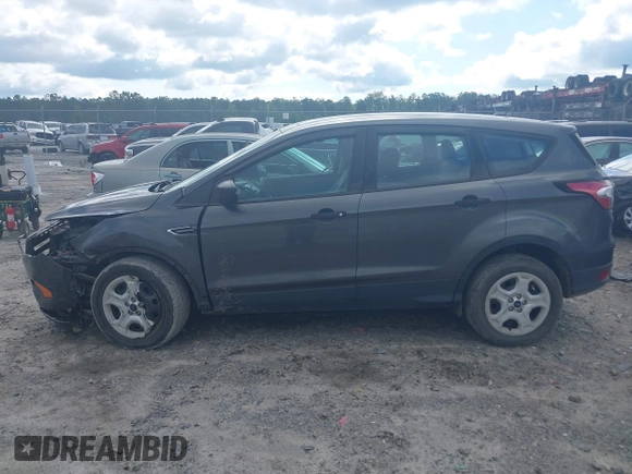 2017 Ford Escape S z VIN 1FMCU0F73HUE63885, wystawiony jako IAAI lot #42389985 z przebiegiem 158 338 mil mil oraz . Historia ofert i sprzedaży dostępna na DreamBid. Obrazek 14.