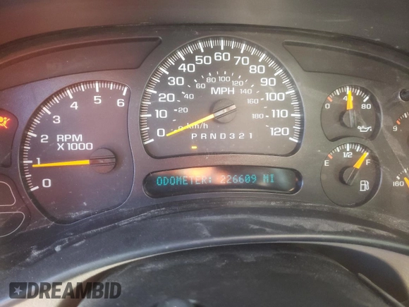 2006 Chevrolet Suburban Z71 with VIN 3GNFK16Z56G106892, listed as a Copart auction lot 83255824 with 226,609 mi miles and Clean Title. Bid and sale history available at carsss.com. Image 9.