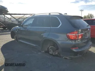 2013 BMW X5 xDrive35i with VIN 5UXZV4C59D0B16487, listed as a Copart auction lot 44130225 with 140,192 mi miles and Clean Title. Bid and sale history available at carsss.com. Image 2.