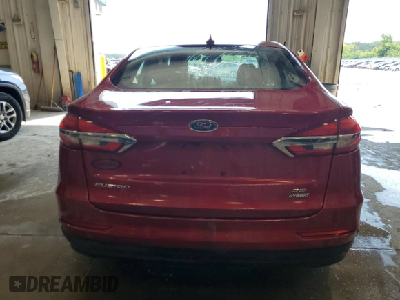 2020 Ford Fusion SE z VIN 3FA6P0LU3LR144513, wystawiony jako Copart lot #62904305 z przebiegiem 160 372 mil mil oraz Szkoda całkowita • Salvage title. Historia ofert i sprzedaży dostępna na DreamBid. Obrazek 6.