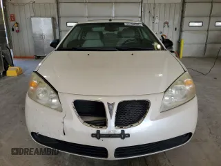2009 Pontiac G6 GT 1SA z VIN 1G2ZH17N394160018, wystawiony jako Copart lot #55700595 z przebiegiem 89 314 mil mil oraz Szkoda całkowita • Salvage title. Historia ofert i sprzedaży dostępna na DreamBid. Obrazek 5.