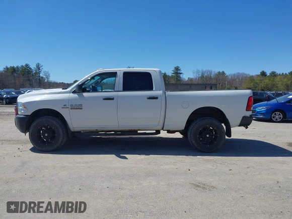 2014 Ram 2500 Tradesman with VIN 3C6UR5CL4EG200478, listed as a IAAI auction lot 42005676 with 179,319 mi miles and . Bid and sale history available at DreamBid. Image 14.