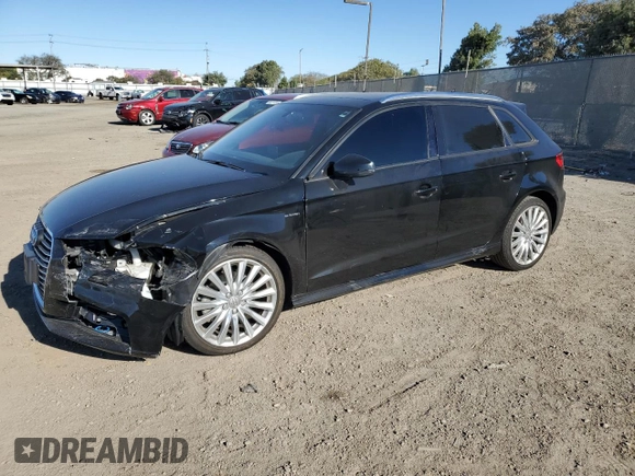 2017 Audi A3 e-tron Sportback Premium z VIN WAUUPBFF5HA036628, wystawiony jako Copart lot #88104335 z przebiegiem 78 806 mil mil oraz Szkoda całkowita • Salvage title. Historia ofert i sprzedaży dostępna na DreamBid. Obrazek 1.