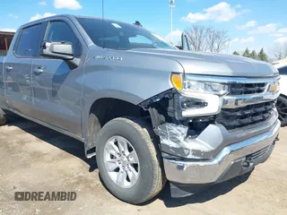 2023 Chevrolet Silverado 1500 LT with VIN 3GCPDDEK8PG338384, listed as a IAAI auction lot 41897377 with 43,212 mi miles. Bid and sale history available at carsss.com. Image 6.