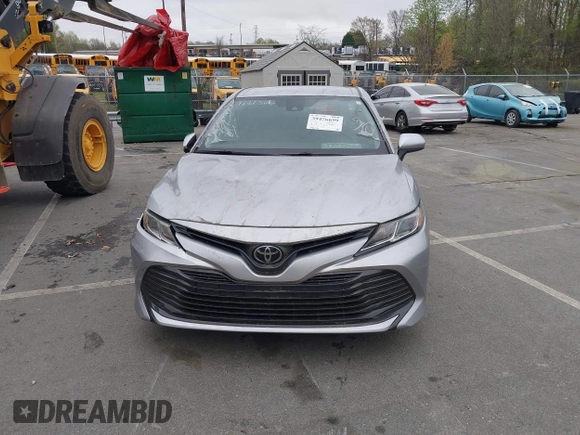 2019 Toyota Camry LE with VIN 4T1B11HK8KU683512, listed as a IAAI auction lot 39476699 with 40,074 mi miles. Bid and sale history available at carsss.com. Image 13.
