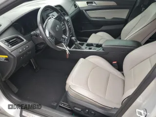 2015 Hyundai Sonata Sport z VIN 5NPE34AB3FH077882, wystawiony jako Copart lot #48311875 z przebiegiem 129 222 mil mil oraz Czysty tytuł • Clean title. Historia ofert i sprzedaży dostępna na DreamBid. Obrazek 7.