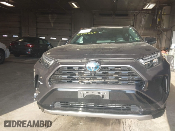 2024 Toyota RAV4 Hybrid XSE with VIN 2T3E6RFV6RW050017, listed as a IAAI auction lot 41775525 with 19,988 mi miles. Bid and sale history available at carsss.com. Image 12.