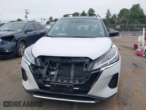 2023 Nissan Kicks SV z VIN 3N1CP5CV3PL563363, wystawiony jako IAAI lot #42714470 z przebiegiem 43 127 mil mil oraz . Historia ofert i sprzedaży dostępna na DreamBid. Obrazek 12.