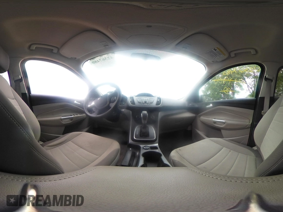 2013 Ford Escape SE z VIN 1FMCU0G95DUC11906, wystawiony jako IAAI lot #42367480 z przebiegiem 149 173 mil mil oraz . Historia ofert i sprzedaży dostępna na DreamBid. Obrazek 17.