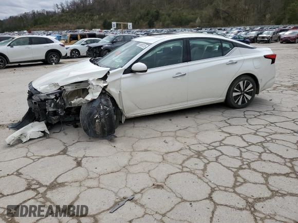 2019 Nissan Altima SV z VIN 1N4BL4DW7KC194863, wystawiony jako Copart lot #49550125 z przebiegiem 86 282 mil mil oraz Szkoda całkowita • Salvage title. Historia ofert i sprzedaży dostępna na DreamBid. Obrazek 1.