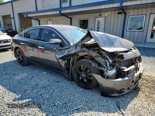 2013 Nissan Maxima SV with VIN 1N4AA5AP1DC844987, listed as a Copart auction lot 63761645 with 141,065 mi miles and Salvage title. Bid and sale history available at DreamBid. Image 4.
