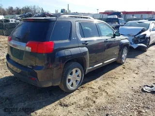 2014 GMC Terrain SLE with VIN 2GKFLWEK0E6334319, listed as a IAAI auction lot 41728377 with 111,805 mi miles. Bid and sale history available at carsss.com. Image 4.