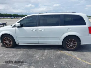 2017 Dodge Grand Caravan SXT with VIN 2C4RDGCG8HR600828, listed as a IAAI auction lot 42255787 with 87,135 mi miles and . Bid and sale history available at DreamBid. Image 14.