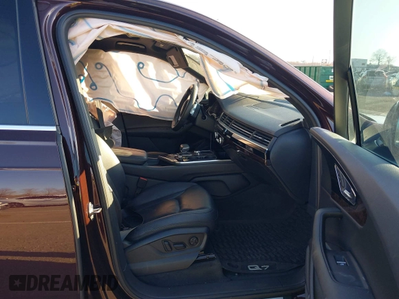 2019 Audi Q7 Prestige с VIN WA1VAAF73KD042987, выставлен на аукционе IAAI как лот 41744318 с пробегом 52 581 миль миль и . История ставок и продаж доступна на DreamBid. Изображение 5.