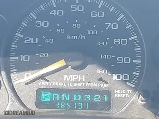 2000 Chevrolet Silverado 1500 LS with VIN 1GCEC19T9YZ220406, listed as a IAAI auction lot 41727419 with 185,131 mi miles. Bid and sale history available at carsss.com. Image 15.