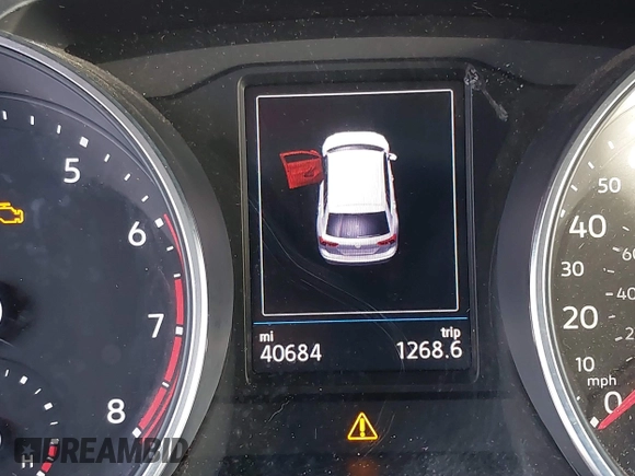 2021 Volkswagen Tiguan SE with VIN 3VV3B7AX8MM071303, listed as a IAAI auction lot 41109686 with 40,684 mi miles and . Bid and sale history available at DreamBid. Image 15.