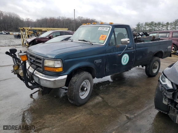 1997 Ford F-250 with VIN 1FTHF26H7VEC59430, listed as a Copart auction lot 81262134 with 55,525 mi miles and Clean Title. Bid and sale history available at carsss.com. Image 1.