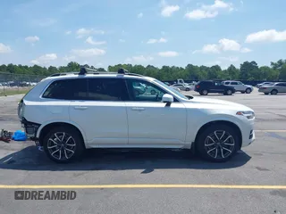 2016 Volvo XC90 T6 Momentum with VIN YV4A22PK8G1034321, listed as a IAAI auction lot 42424745 with 141,771 mi miles and . Bid and sale history available at DreamBid. Image 14.