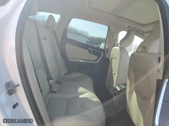 2016 Volvo XC60 T6 Drive-E with VIN YV449MRK3G2891450, listed as a Copart auction lot 46184485 with 120,976 mi miles and Salvage Title. Bid and sale history available at carsss.com. Image 12.