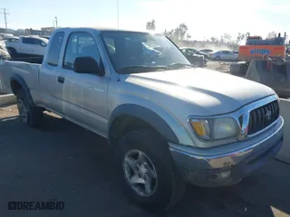 2003 Toyota Tacoma PreRunner with VIN 5TESN92N83Z150532, listed as a IAAI auction lot 41599181 with 191,655 mi miles. Bid and sale history available at carsss.com. Image 1.