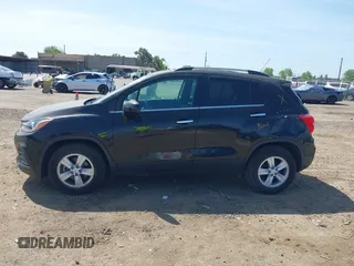 2019 Chevrolet Trax LT with VIN KL7CJLSB0KB918698, listed as a IAAI auction lot 42054006 with Not Provided miles and . Bid and sale history available at carsss.com. Image 14.