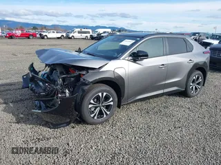2024 Toyota bZ4X XLE z VIN JTMABACA2RA069207, wystawiony jako IAAI lot #41632667 z przebiegiem 7329 mil mil oraz . Historia ofert i sprzedaży dostępna na DreamBid. Obrazek 20.